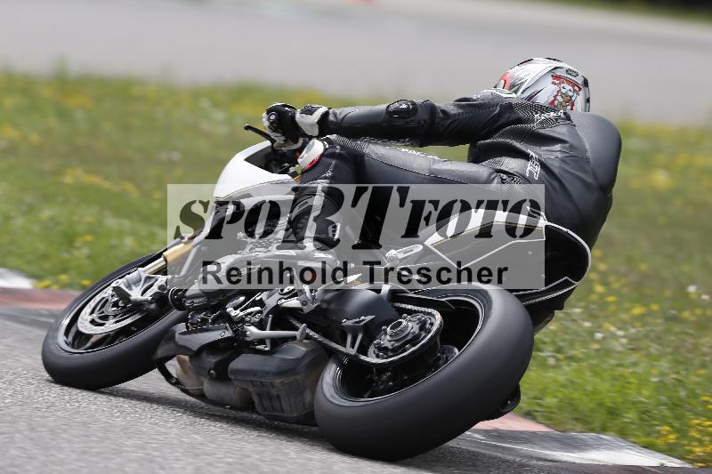 /37 28.07.2025 Dunlop Ride und Test Day ADR/Trackday Erfahren gelb Trackday schnell  rot/64